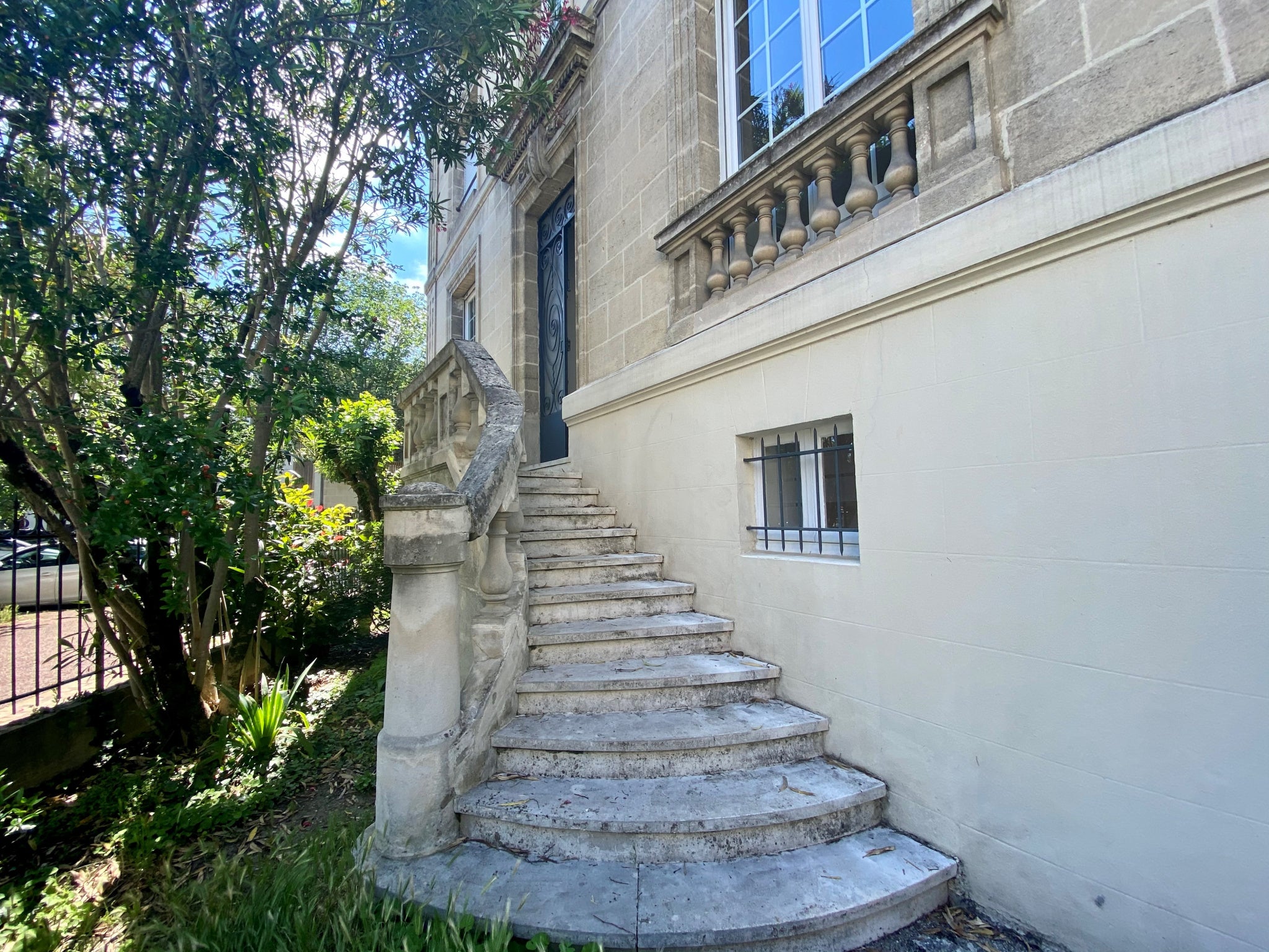 Appartement Place Johnston à Bordeaux