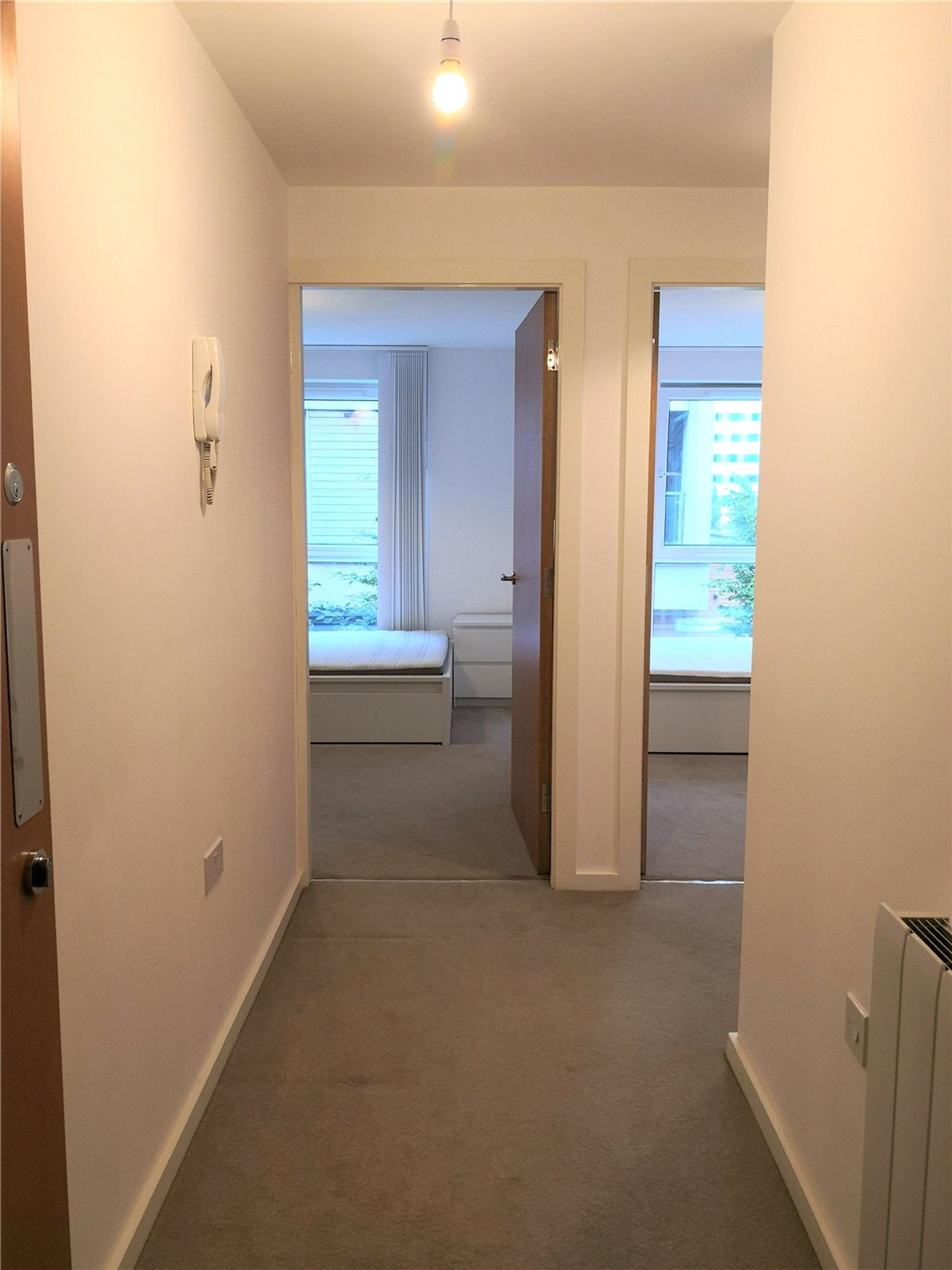 Flat Elmira Way in Salford