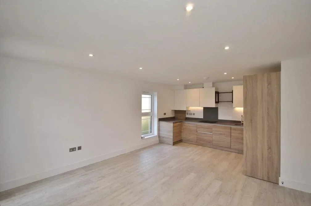 Flat Albury Road in Guildford