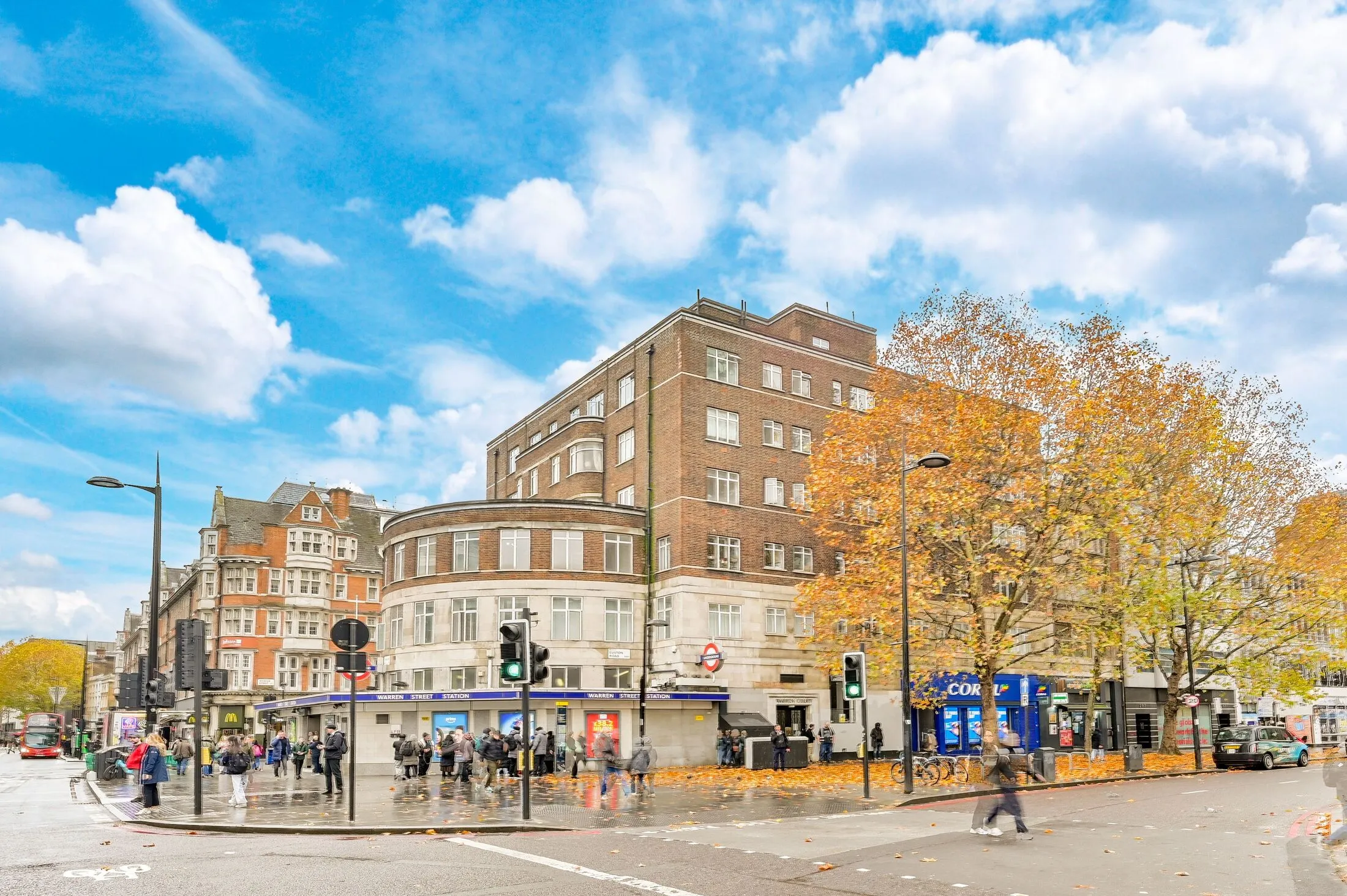Flat Warren Street in Greater London