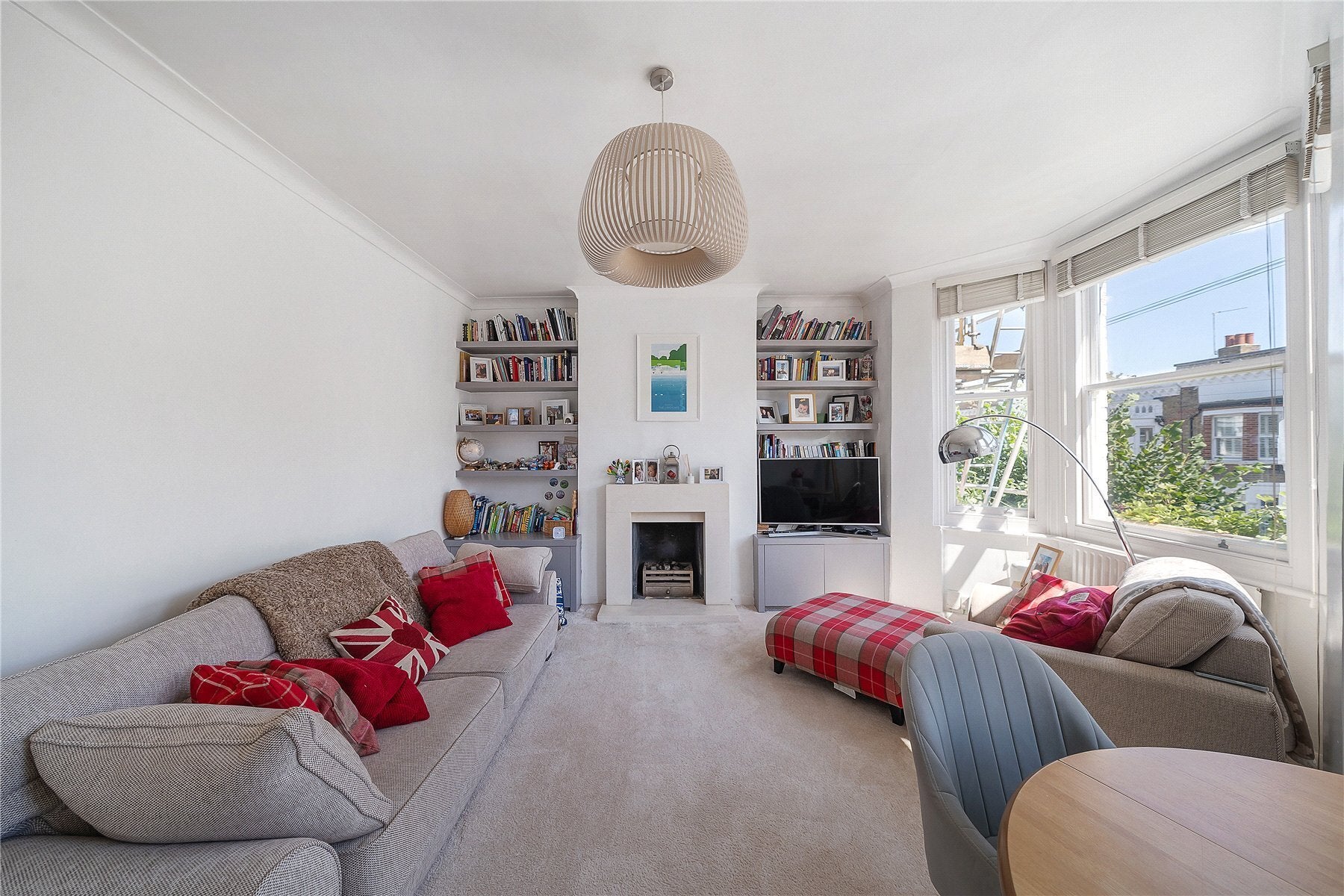 Flat Elm Park in Greater London