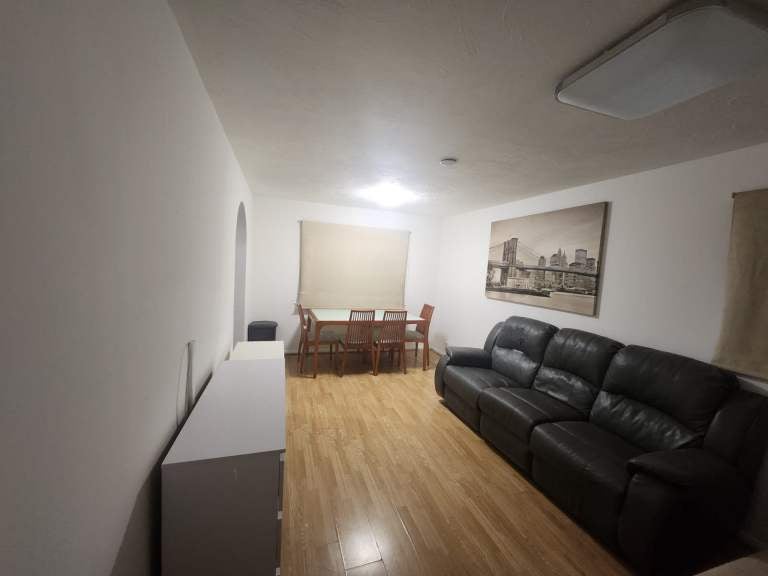 Flat Mansfield Road in Greater London