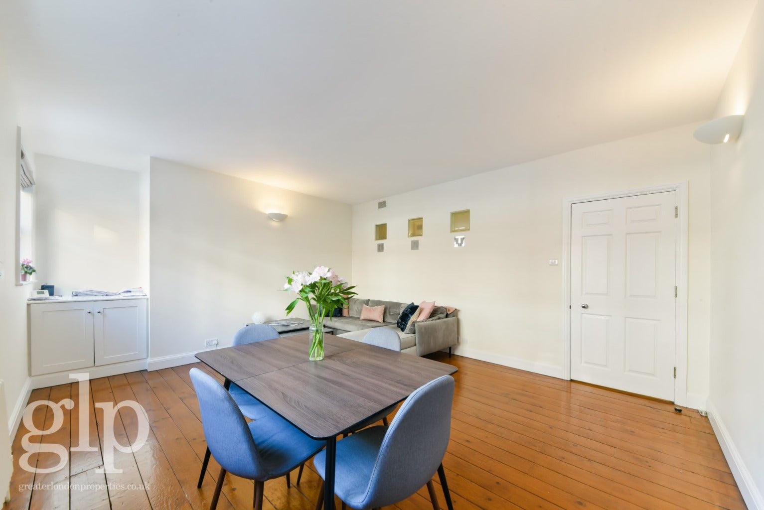 Flat Bedford Square in Greater London