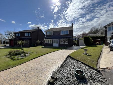 House Willow Hey in Bolton