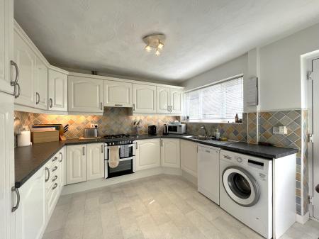 House Willow Hey in Bolton