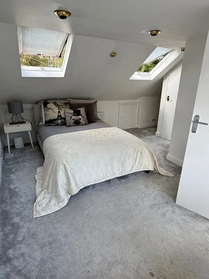 Room Eastcote Lane in Greater London