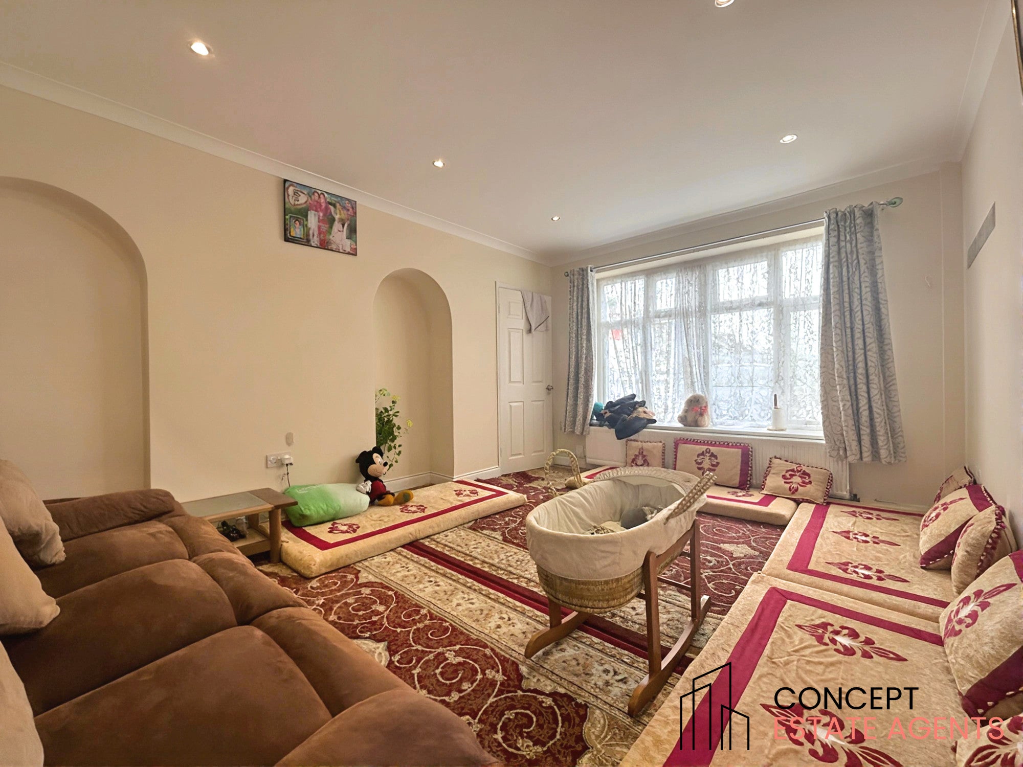 House Gainsborough Road in Greater London