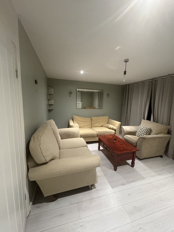 Room Moredun Park Gardens in City of Edinburgh