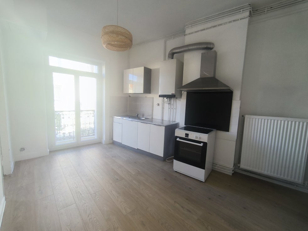 Flat Boulevard d'Auvergne in Le Chambon-Feugerolles