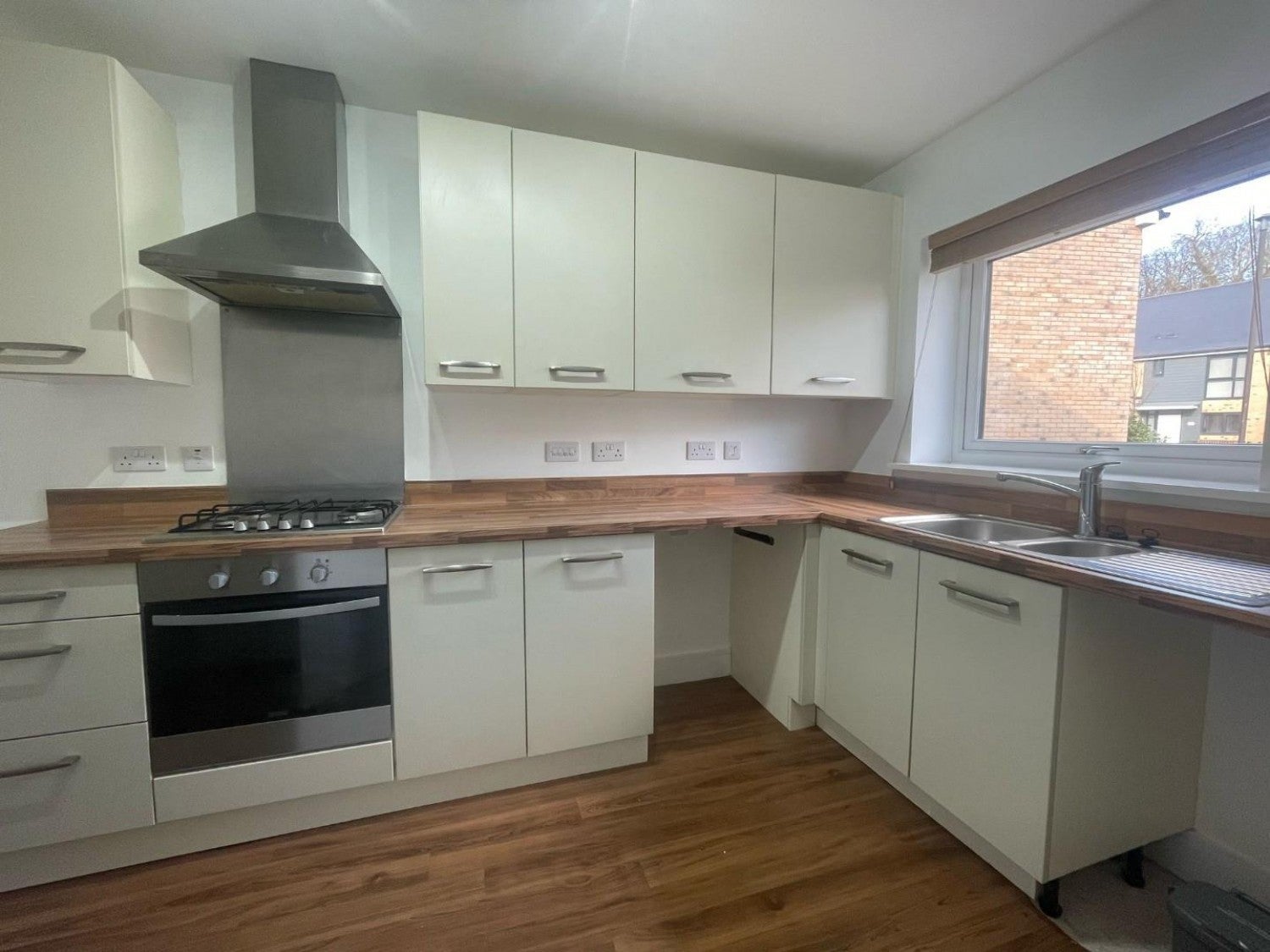 House Budding Way in Dursley