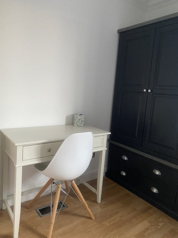 Room Russett Way in Swanley