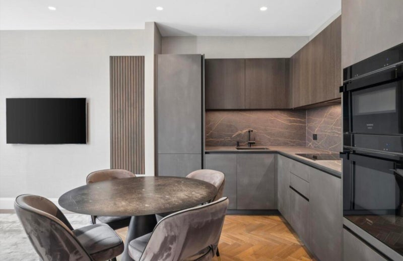 Room Stadium Street in Greater London