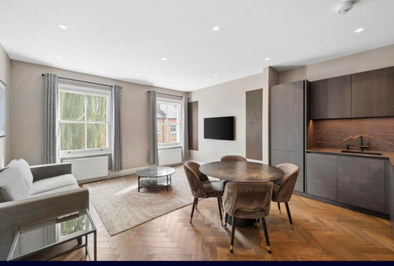 Room Stadium Street in Greater London