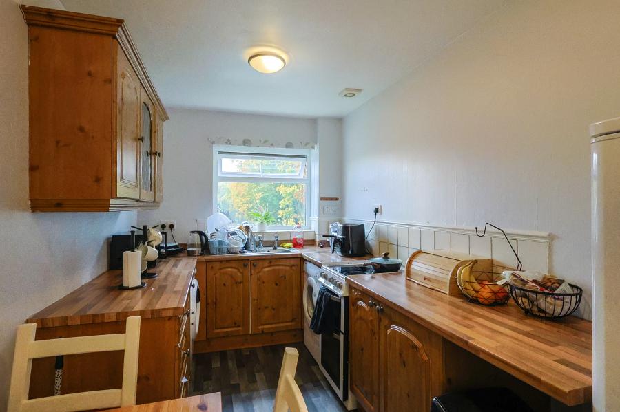 Flat Middlewood Way in Macclesfield