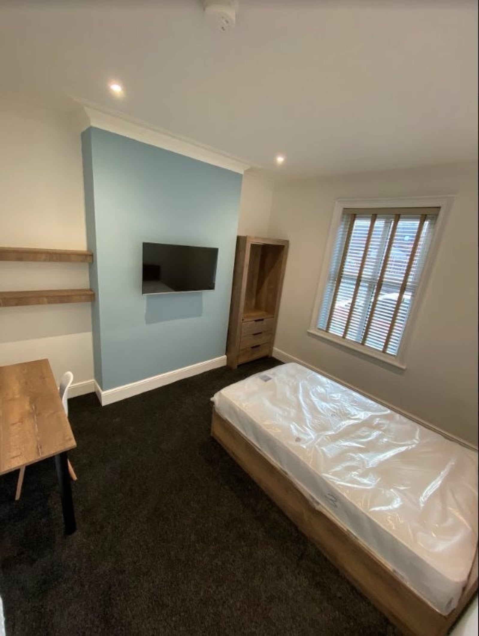 Room Marshall Street in Hull