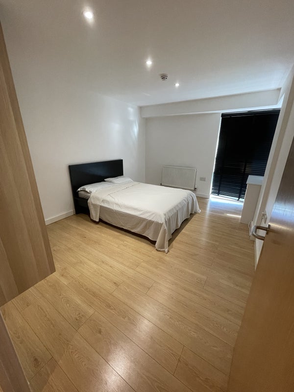 Room Old Jamaica Road in Greater London