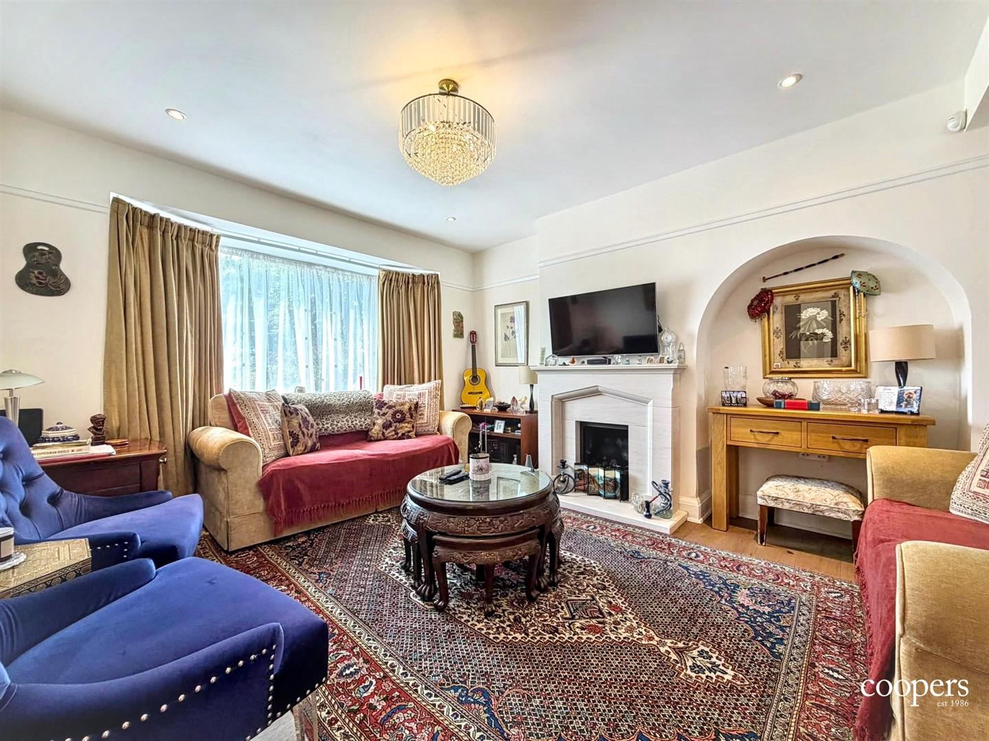 House The Fairway in Greater London