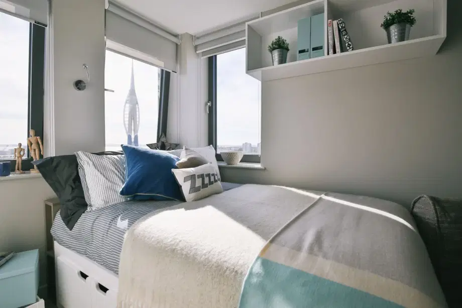 Flat Havant Street in Portsmouth