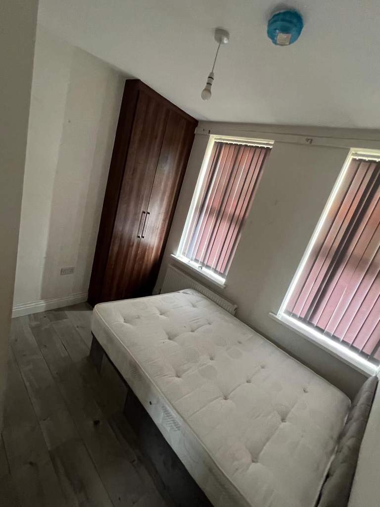 Room The Green in Greater London
