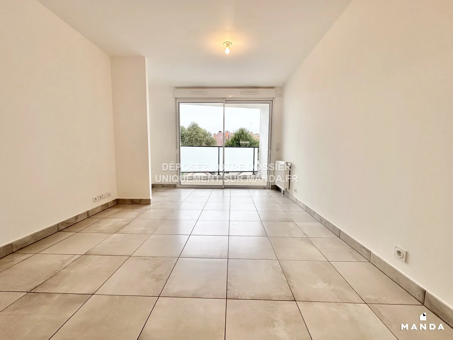 Flat Quai du Maréchal Foch in Melun