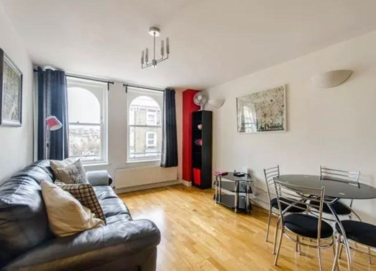 Flat Willesden Lane in Greater London