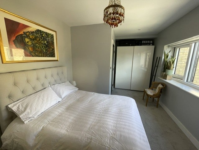 Room Kilburn Lane in Greater London