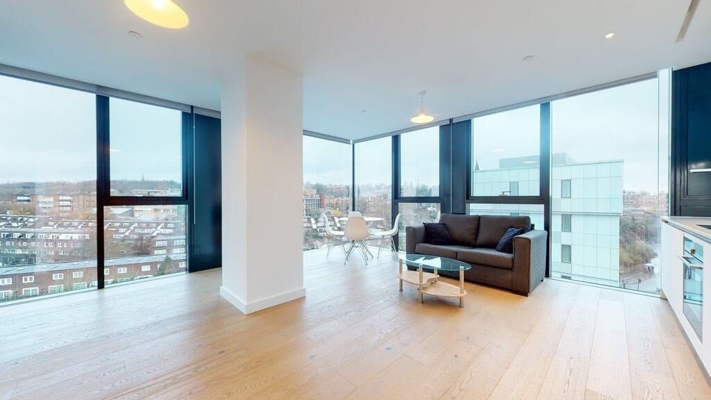 Flat Highgate Hill in Greater London