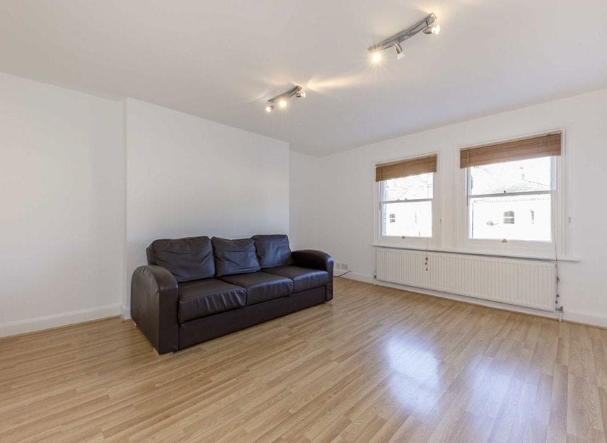 Flat Edith Road in Greater London