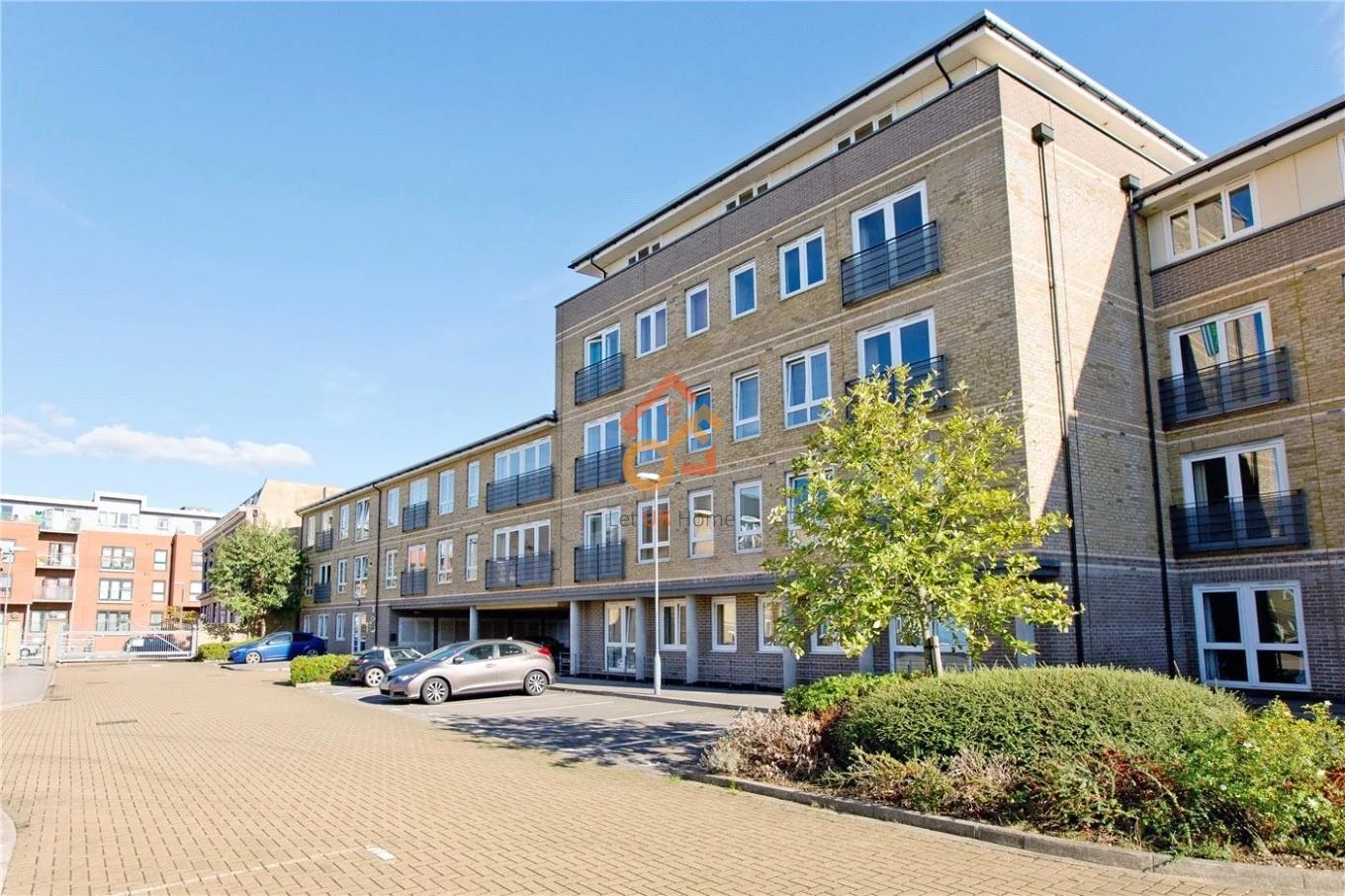 Flat Hereford Road in Greater London