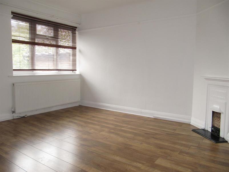 Flat Thornbridge Road in Iver Heath