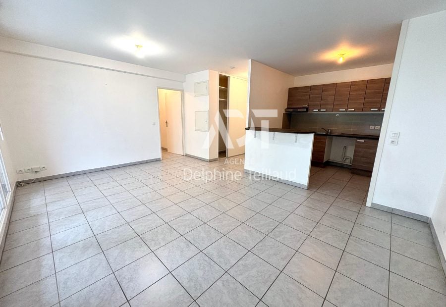 Flat Rue Joseph Bouchayer in Grenoble
