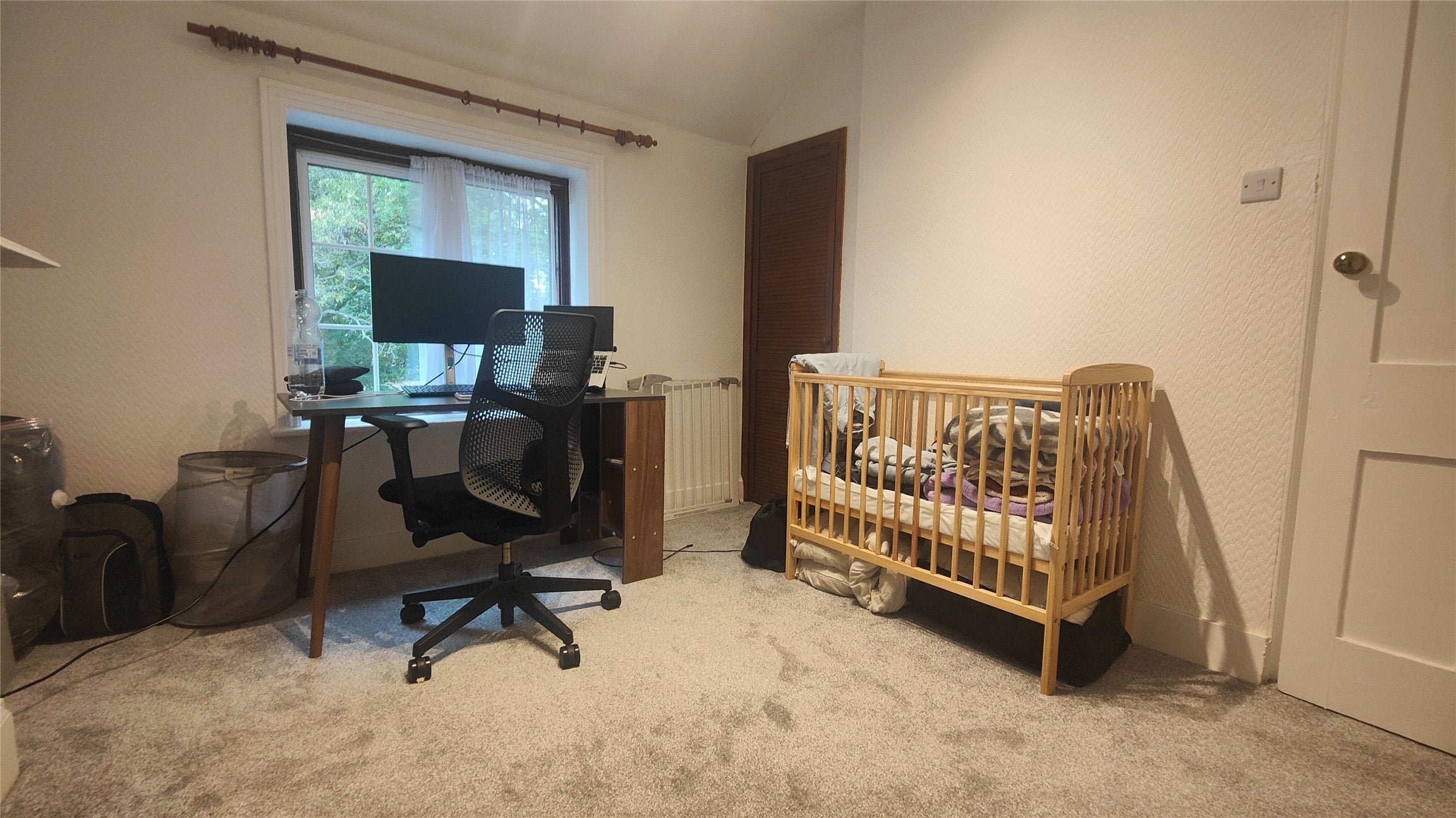 House Aynscombe Angle in Greater London