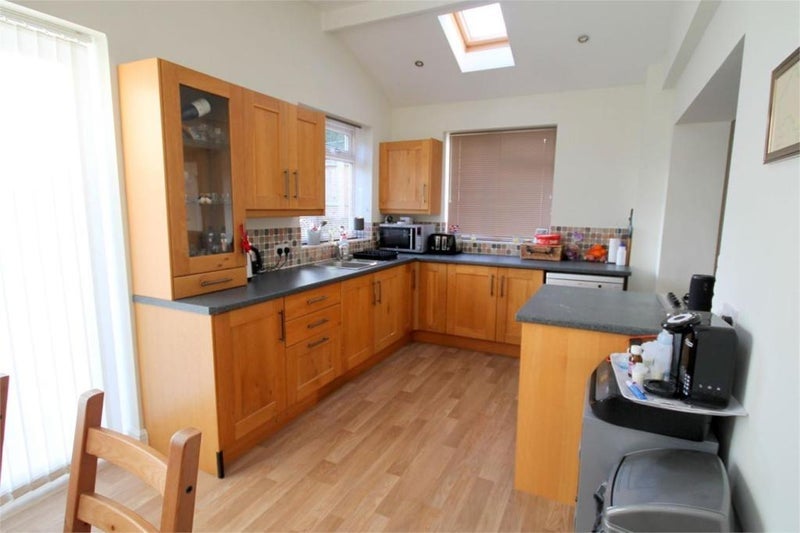 Room Gill Avenue in Bristol