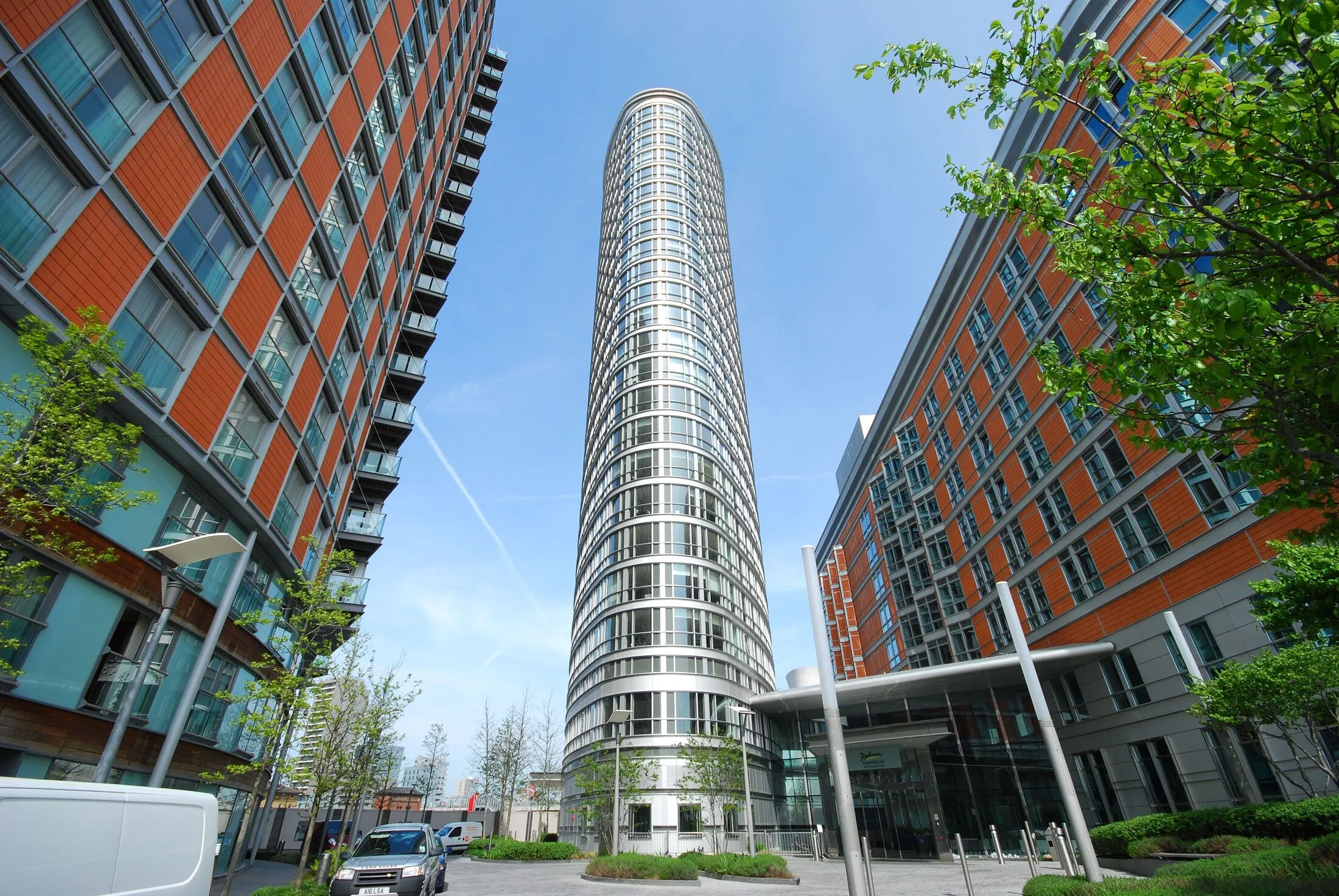 Flat Fairmont Avenue in Greater London