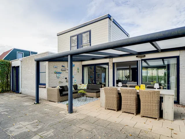 Vrijstaande woning te koop: Klepperstee-Linde 7, Ouddorp