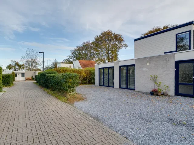 Vrijstaande woning te koop: Klepperstee-Linde 7, Ouddorp