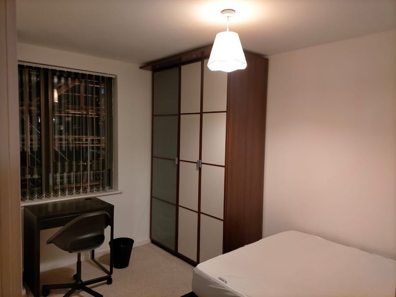 Room Blantyre Street in Manchester