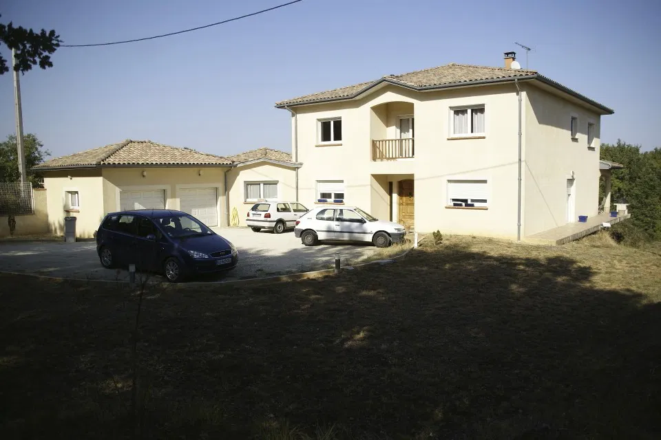 Room Chemin de la Mairie in Léojac