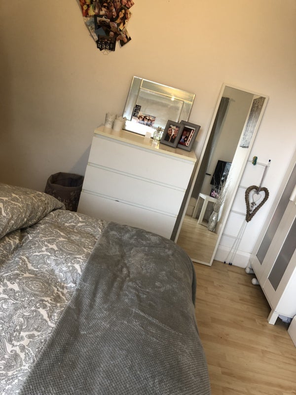 Room Dene Road in Manchester