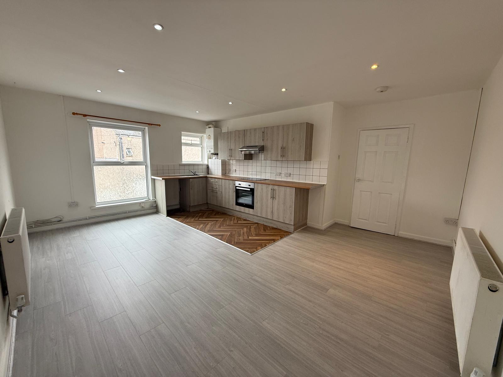 Flat Caerleon Road in Newport