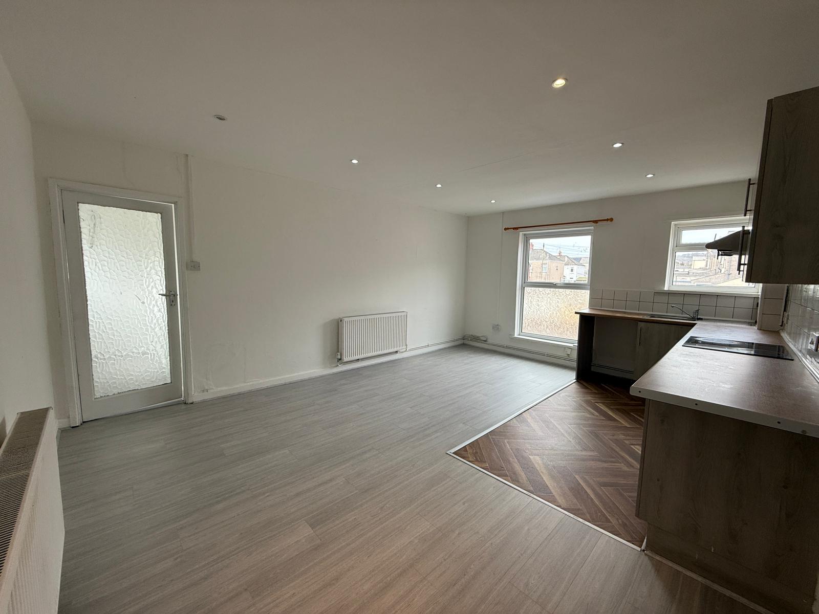 Flat Caerleon Road in Newport