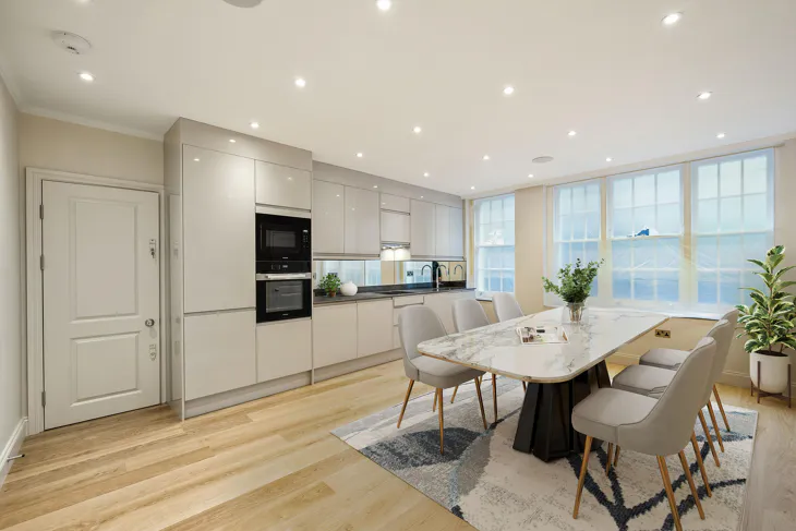 House Wilton Crescent in City of Westminster