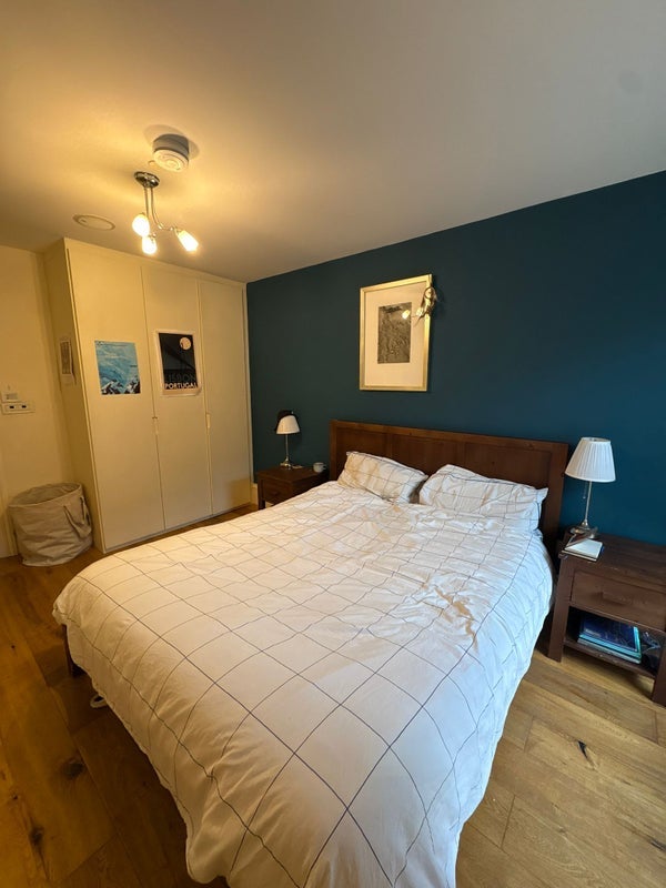 Flat Lynedoch Street in Glasgow