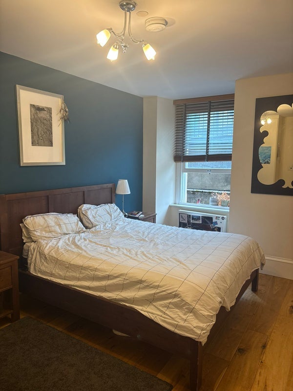 Flat Lynedoch Street in Glasgow