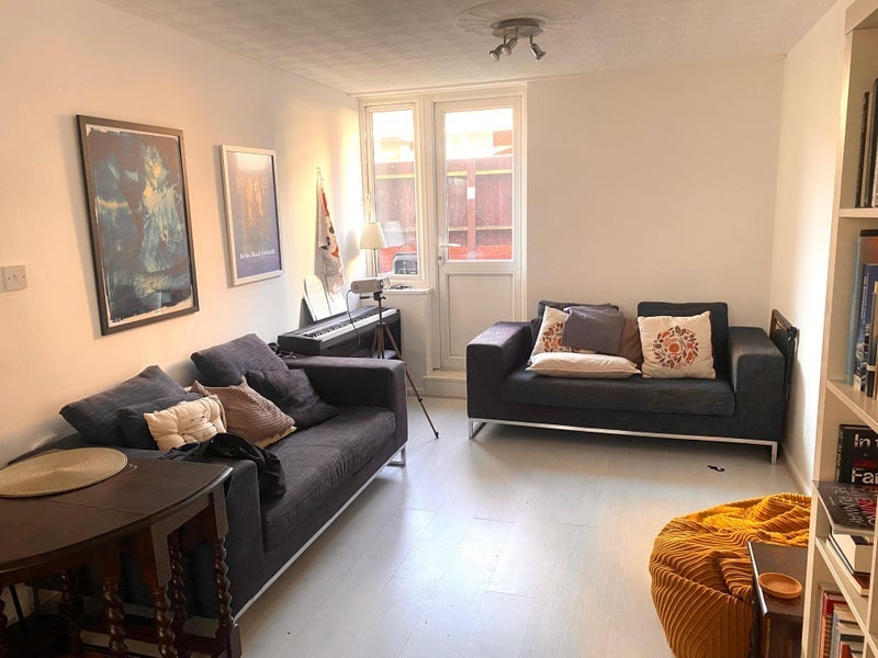 Room Timberland Road in Greater London