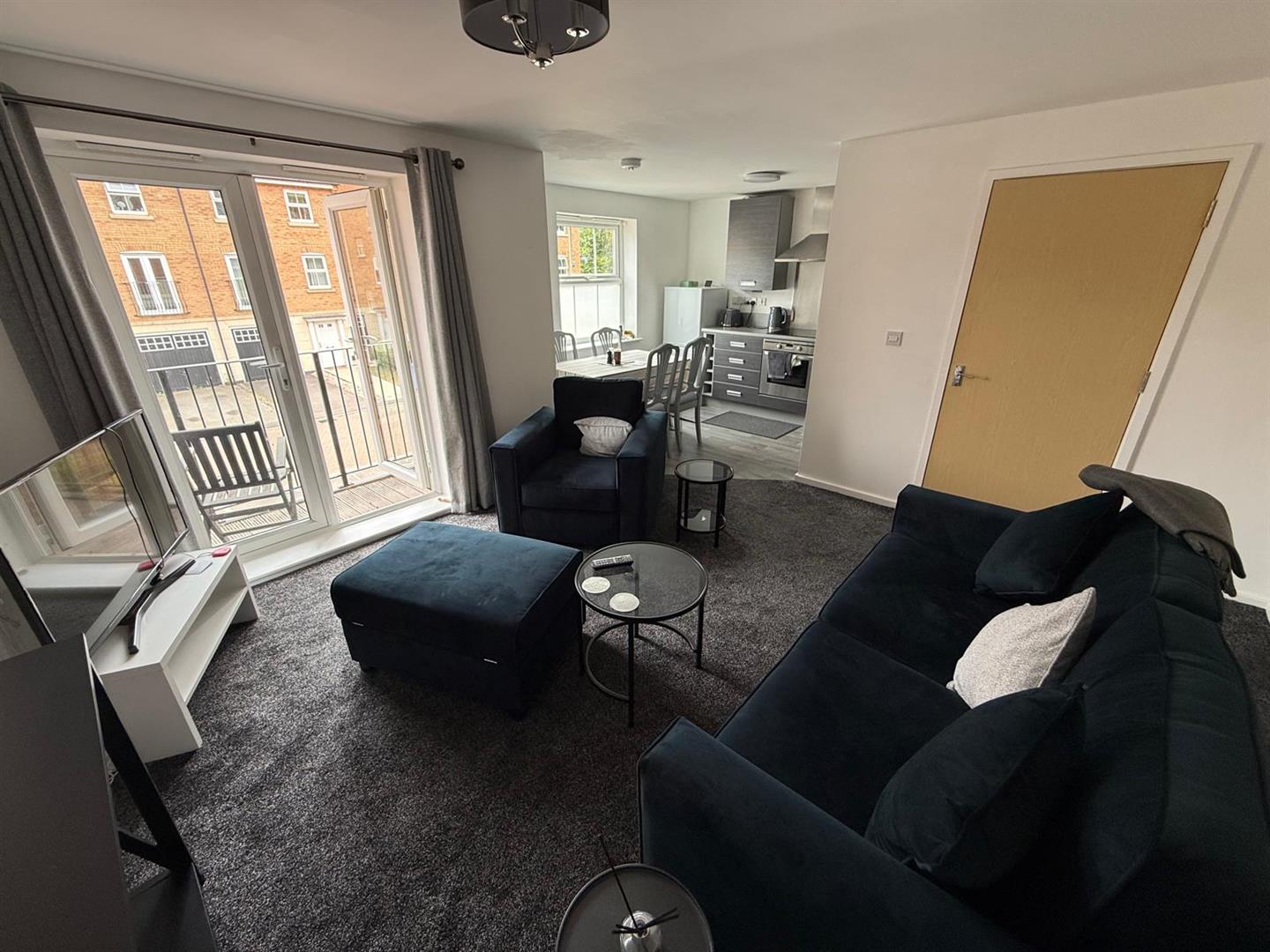 Flat Badgerdale Way in Derby