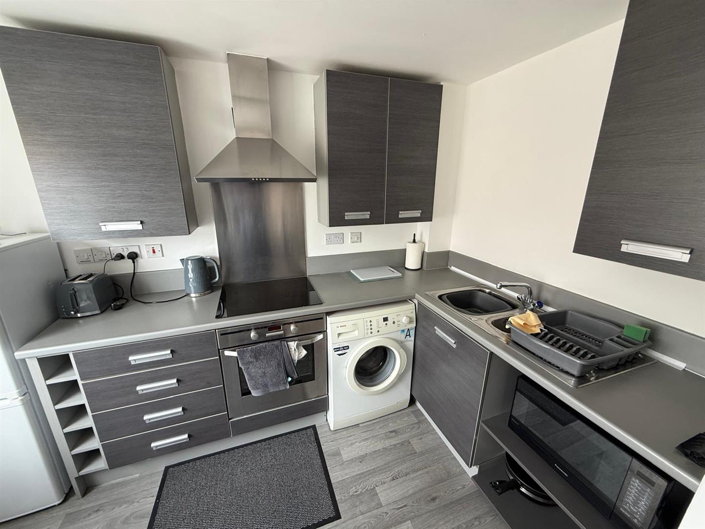 Flat Badgerdale Way in Derby