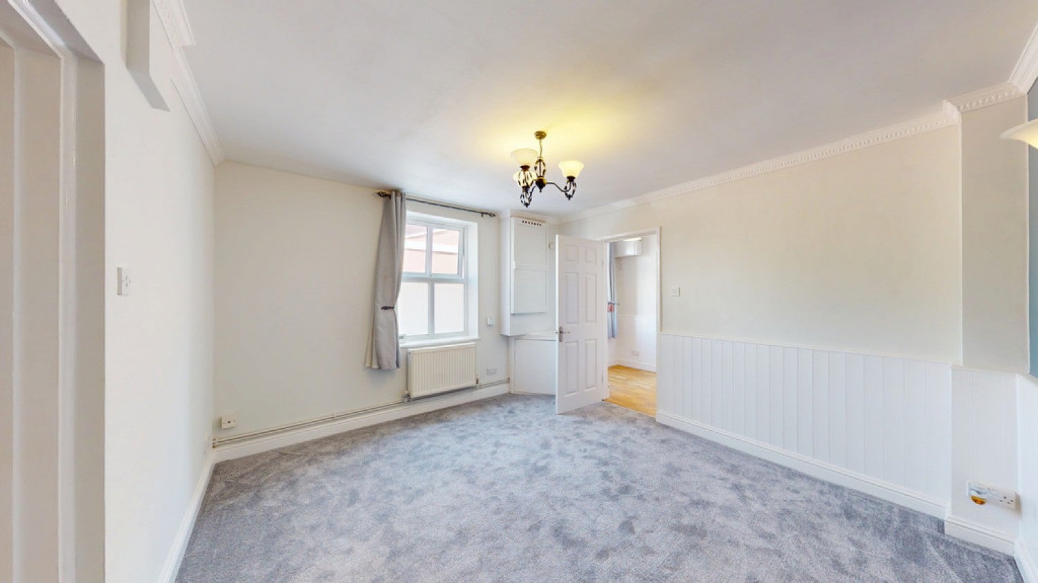 Flat Prestbury Road in Cheltenham