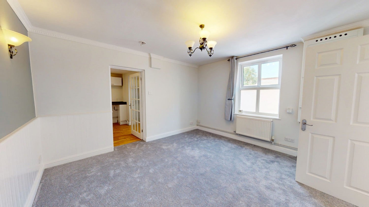 Flat Prestbury Road in Cheltenham