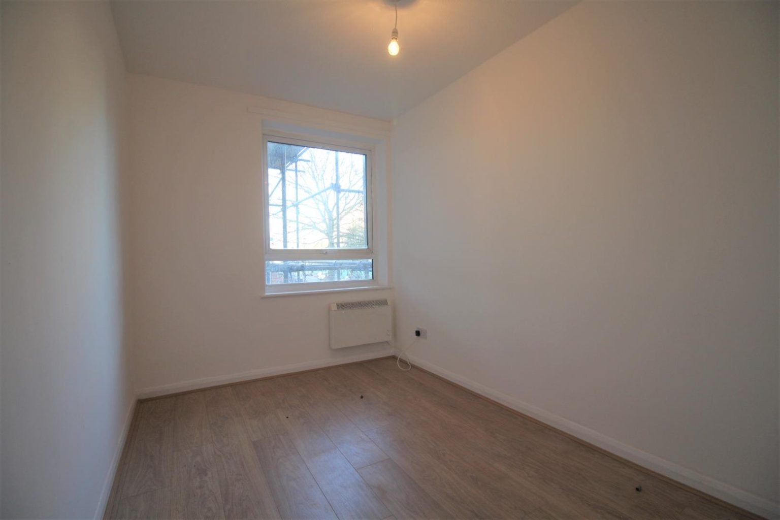 Flat Taylor Close in Greater London